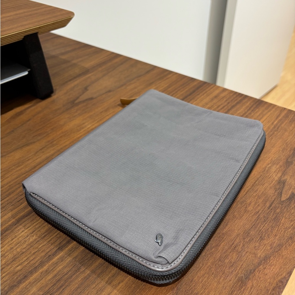 Bellroy Tokyo Folio 12.9”